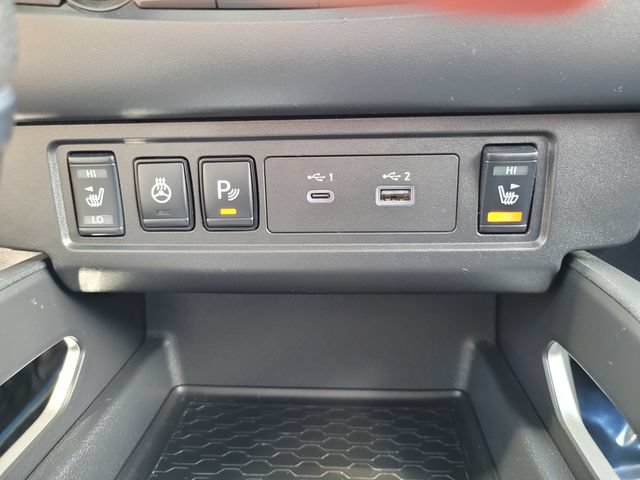 Certified 2022 Nissan Frontier SV w/ SV Premium Package RWD image 26