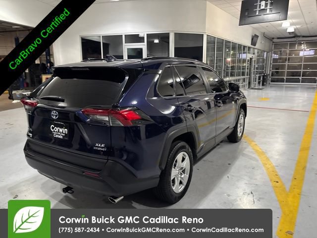 Used 2019 Toyota RAV4 XLE w/ Carpet Mat Package AWD/4WD image 7