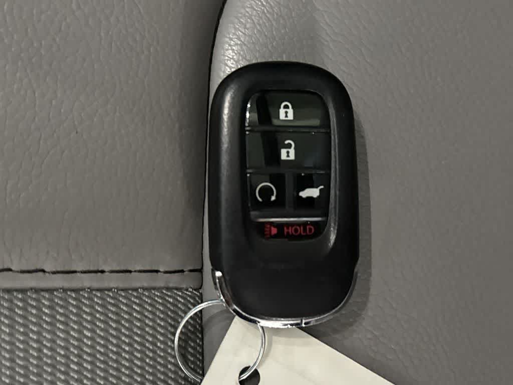 Used 2023 Honda Pilot Touring image 27