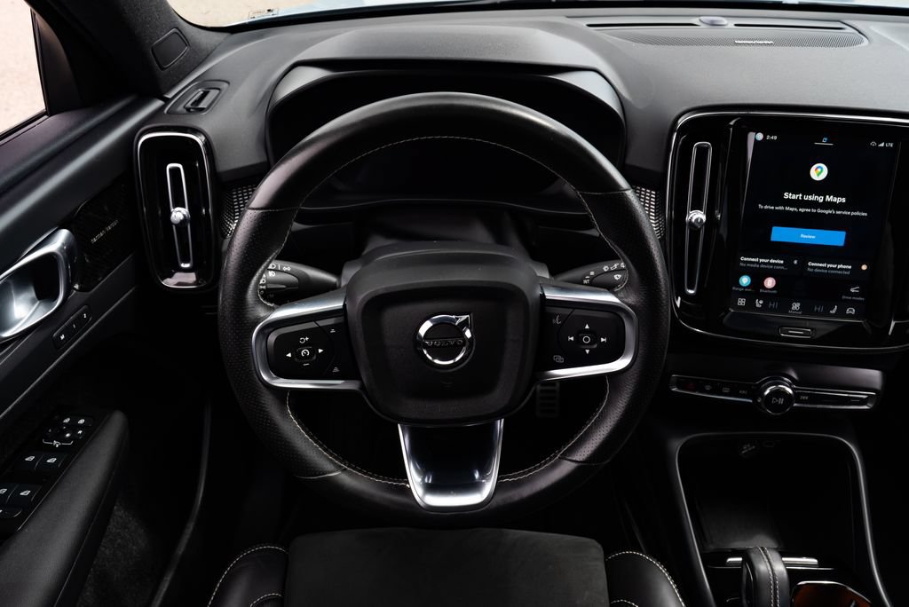 Used 2021 Volvo XC40 P8 Recharge w/ Advanced Package AWD/4WD image 11