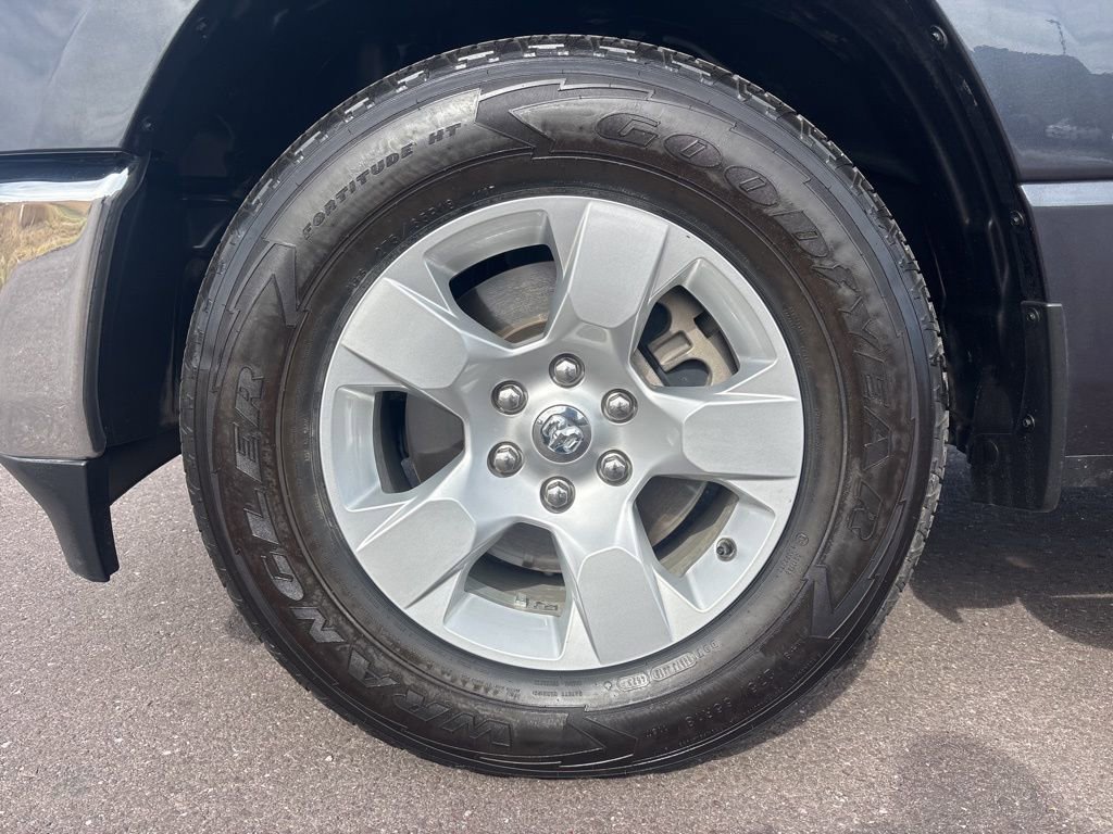 Used 2020 RAM 1500 Big Horn image 33