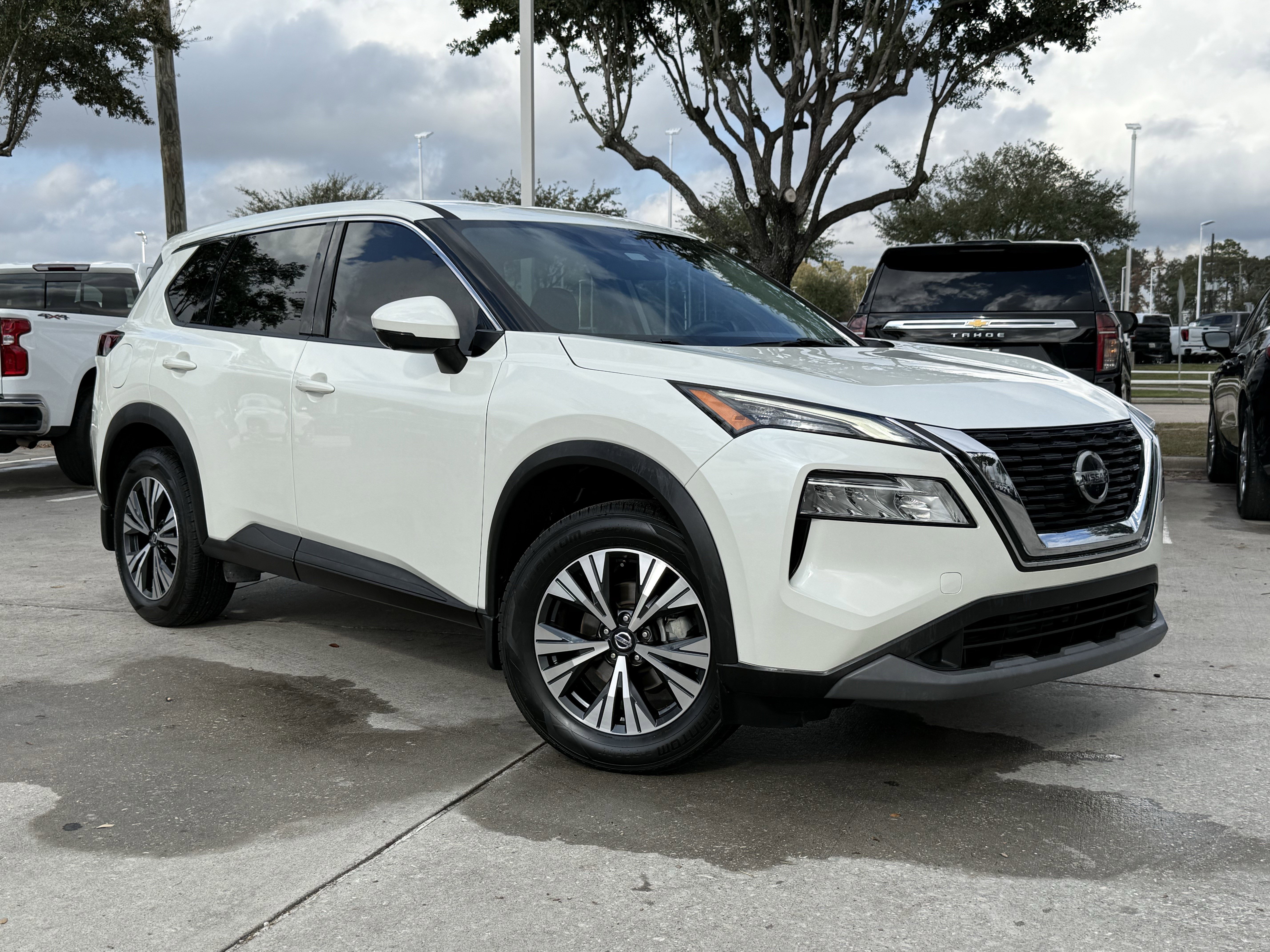 Used 2021 Nissan Rogue SV video 2