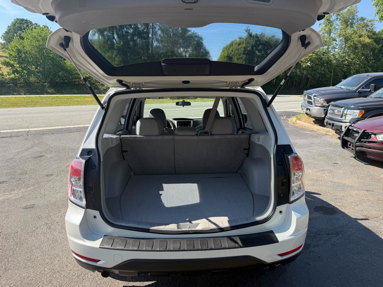 Used 2010 Subaru Forester 2.5X AWD/4WD image 18