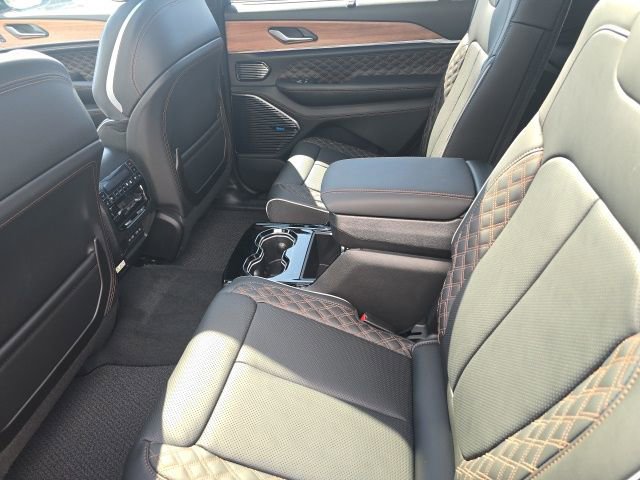 New 2026 Jeep Grand Cherokee L Summit image 16