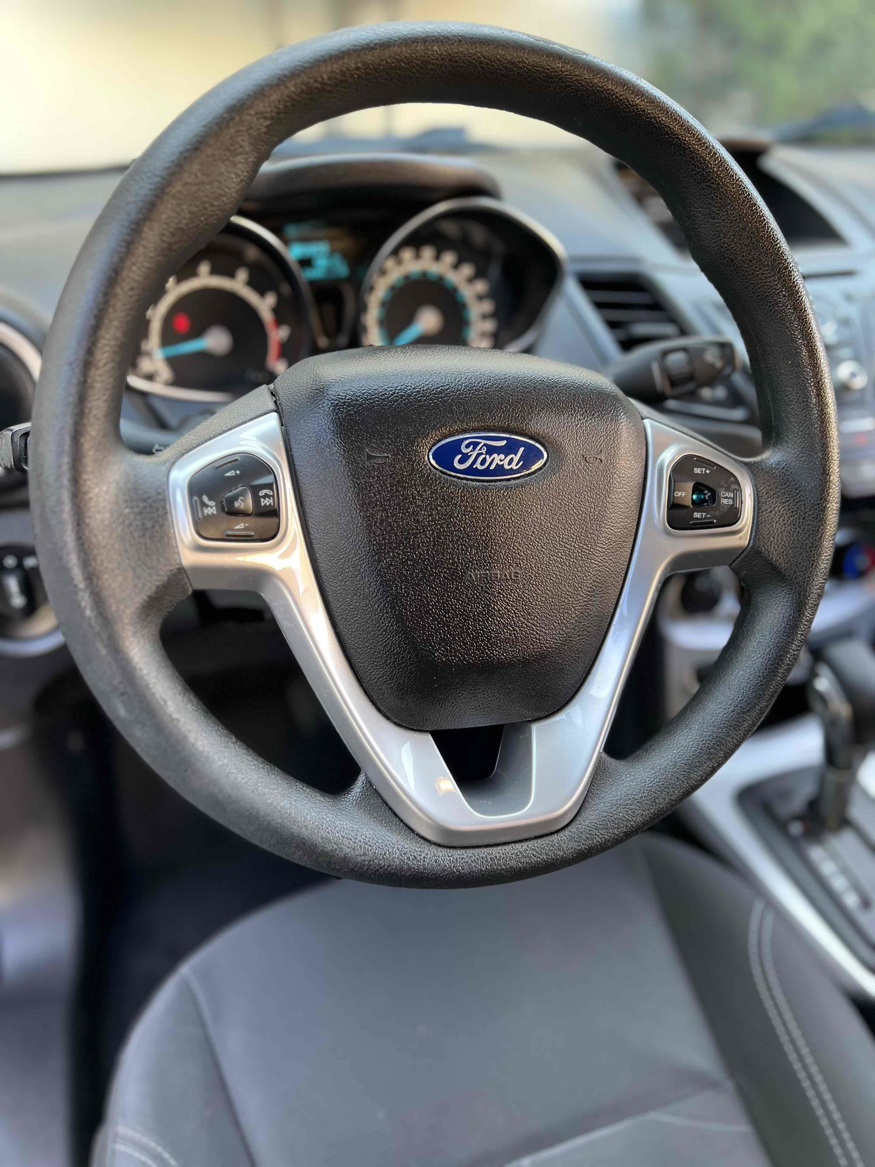 Used 2019 Ford Fiesta SE image 34