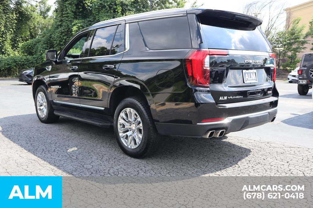 Used 2025 GMC Yukon Denali RWD image 8