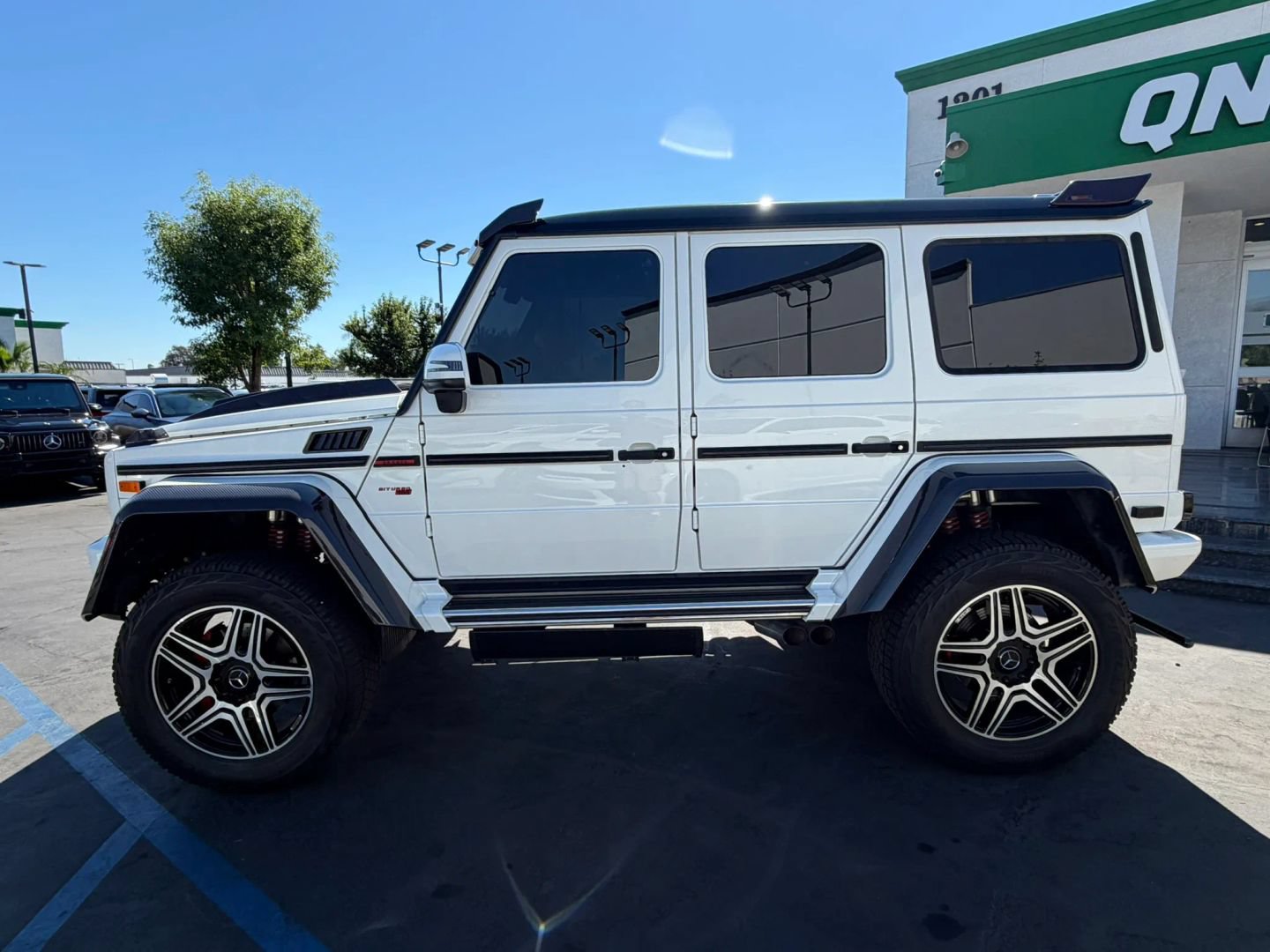 Used 2017 Mercedes-Benz G 550 Squared image 5