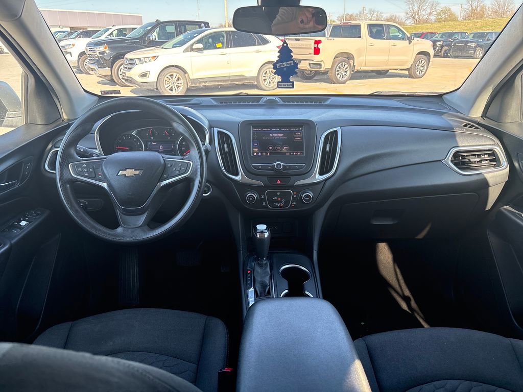 Used 2020 Chevrolet Equinox LT AWD/4WD image 17