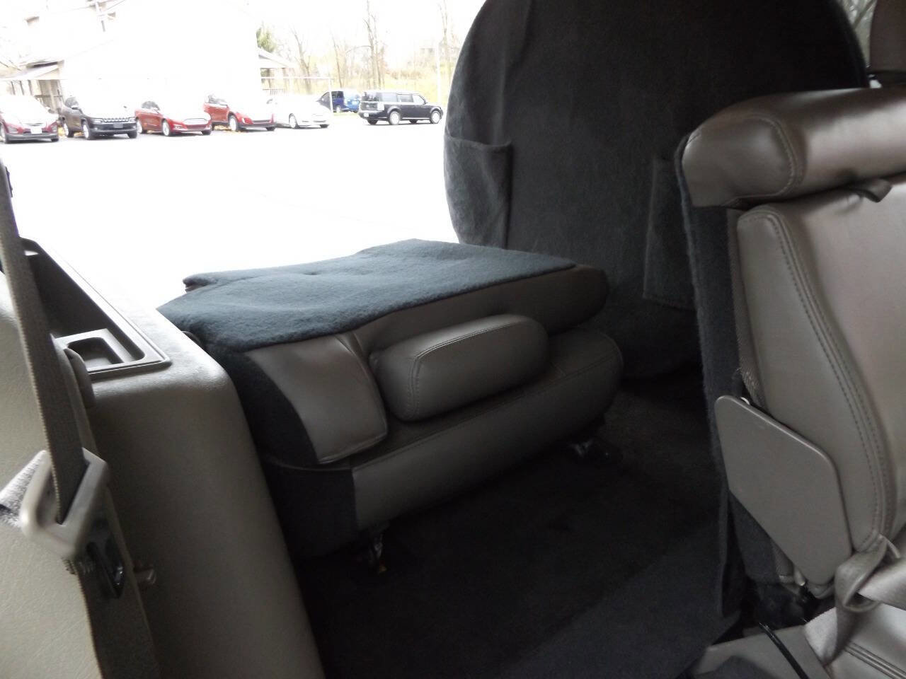 Used 2003 HUMMER H2 image 27