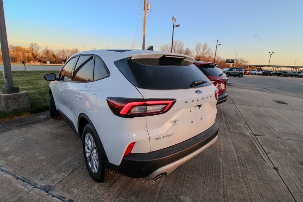 New 2026 Ford Escape Active w/ Tech Pack #1 FWD image 4