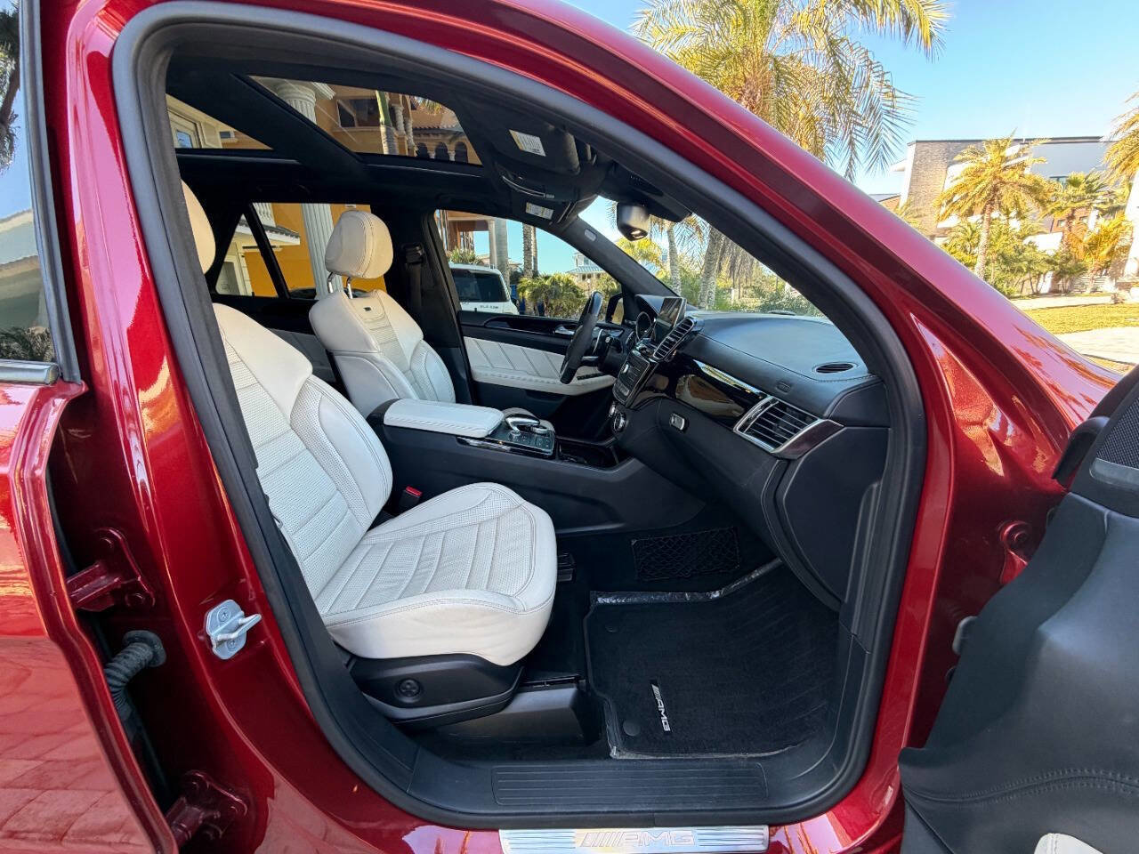 Used 2016 Mercedes-Benz GLE 63 AMG S w/ Driver Assistance Package image 22