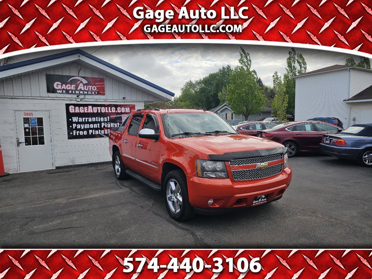 Used 2011 Chevrolet Avalanche LTZ AWD/4WD image 1