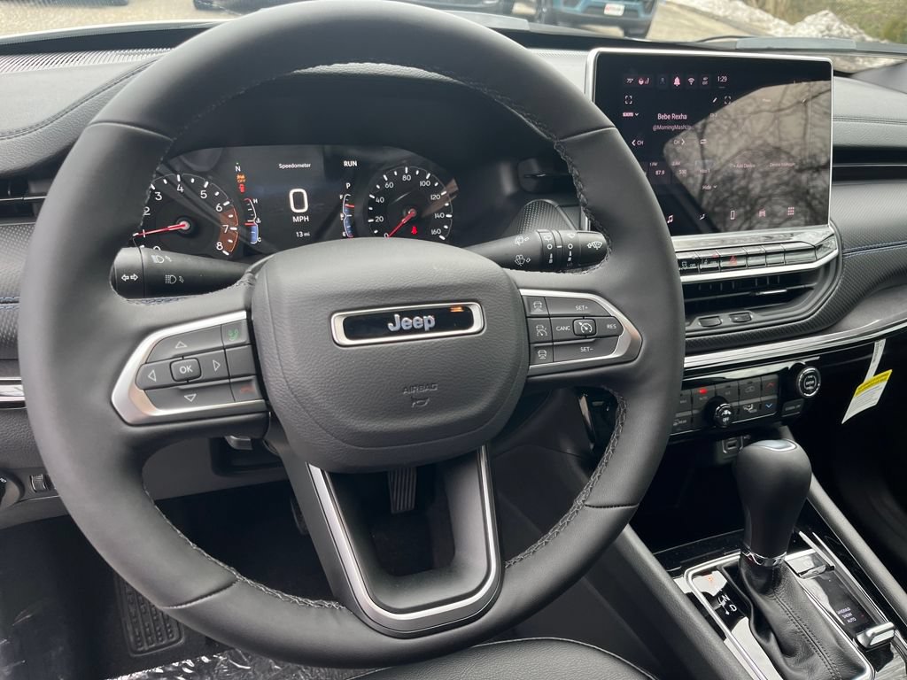 New 2026 Jeep Compass Limited AWD/4WD image 9