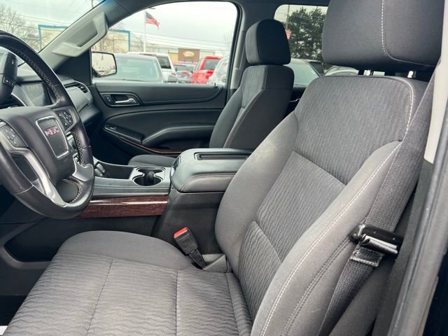 Used 2018 GMC Yukon SLE w/ SLE Value Package image 11