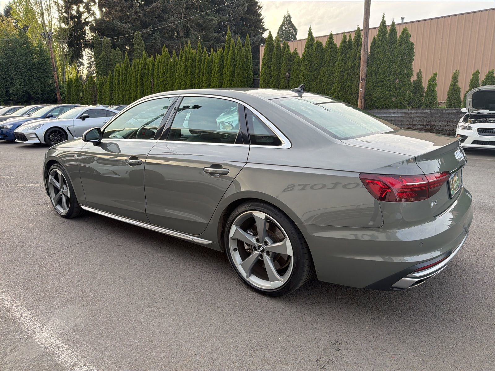 Used 2023 Audi A4 2.0T Premium Plus image 2