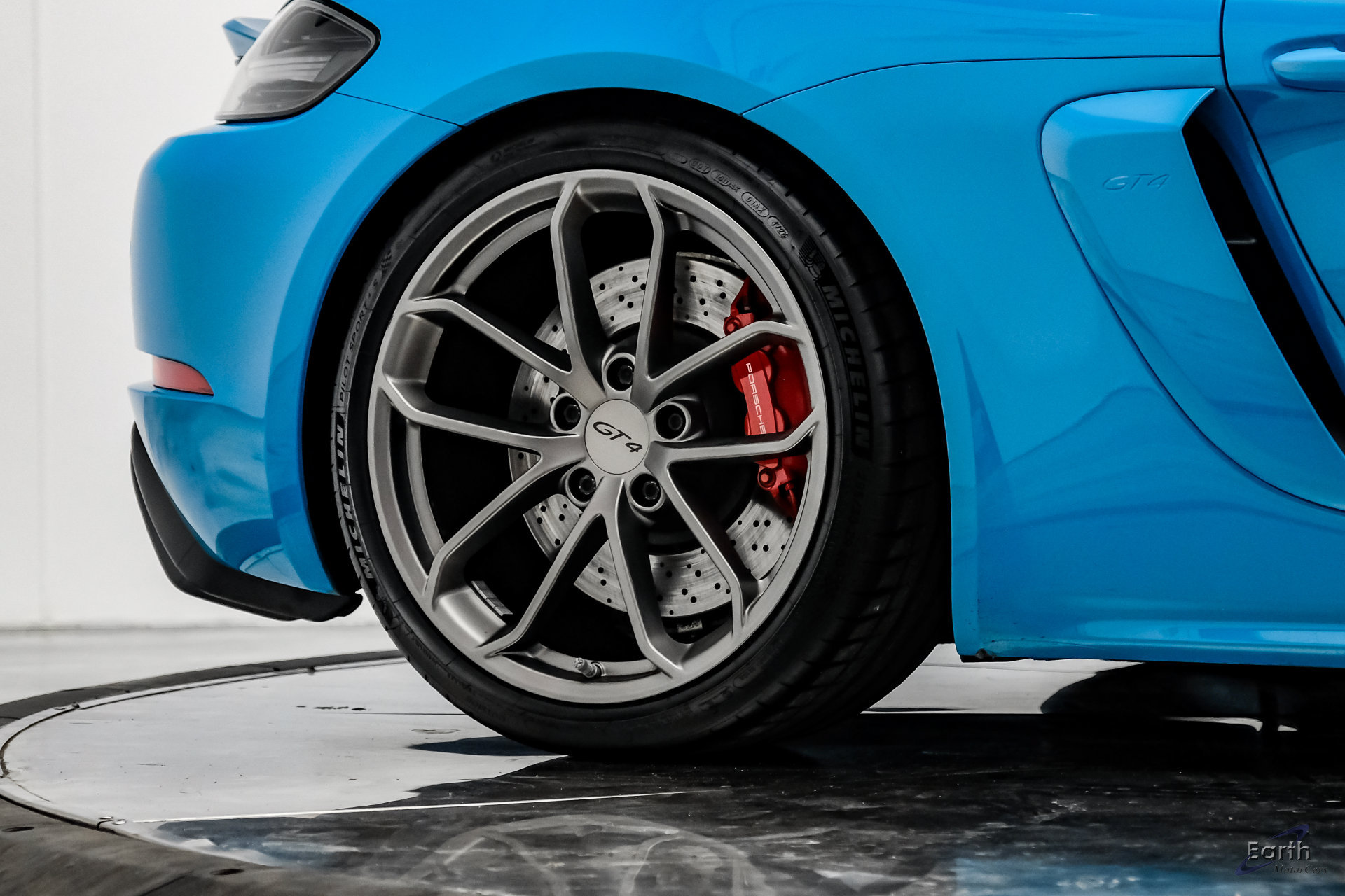 Used 2020 Porsche 718 Cayman GT4 RWD image 94