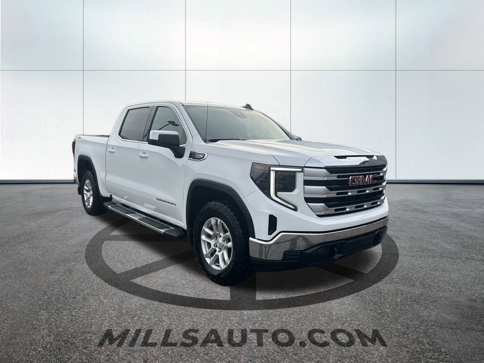 Used 2023 GMC Sierra 1500 SLE image 4