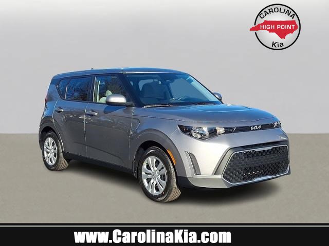 New 2025 Kia Soul LX image 1