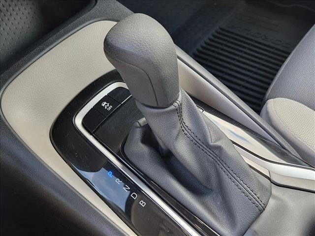 Used 2025 Toyota Corolla LE FWD image 12