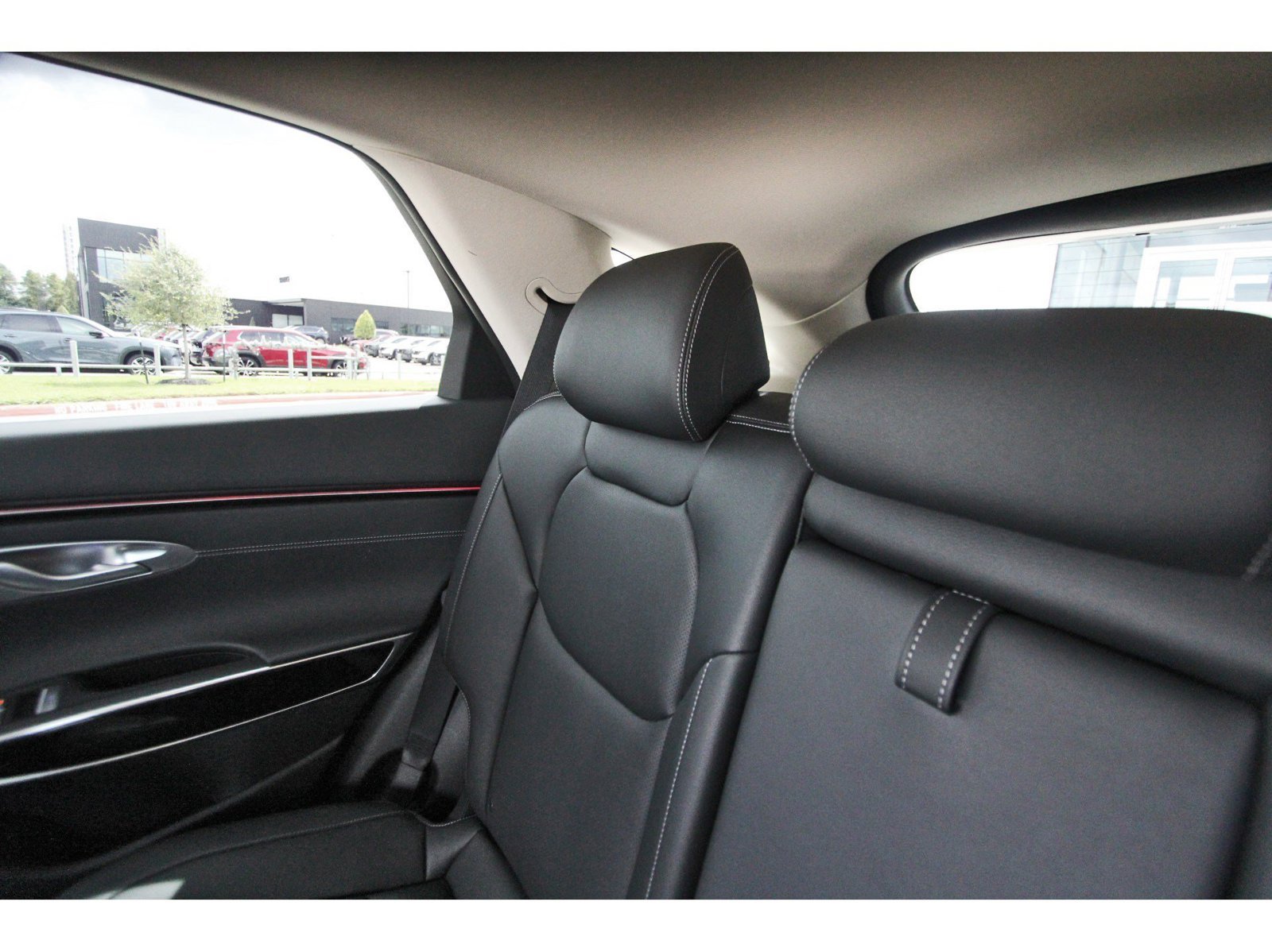 Used 2026 Genesis GV70 2.5T AWD/4WD image 13
