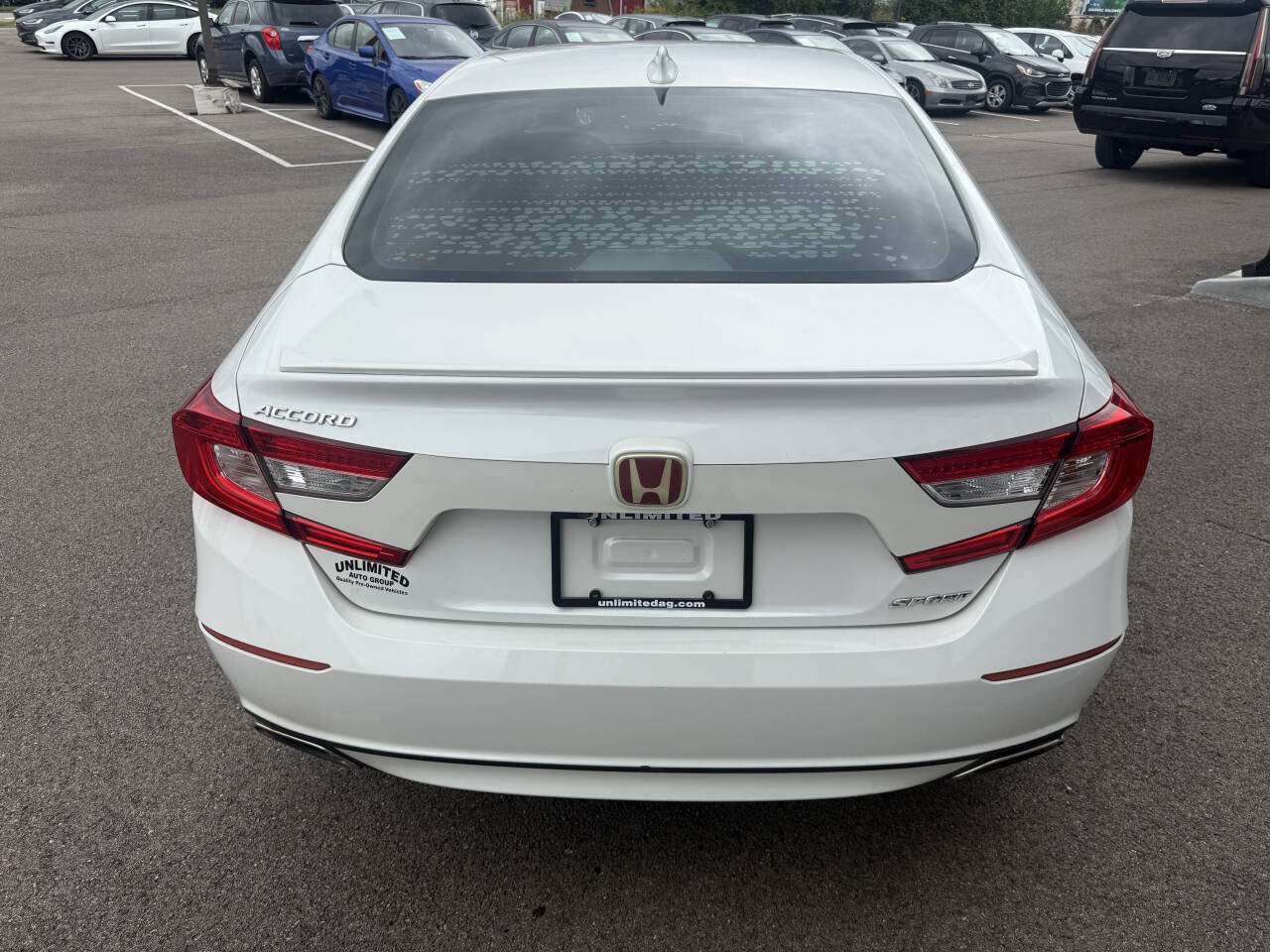 Used 2020 Honda Accord Sport image 9
