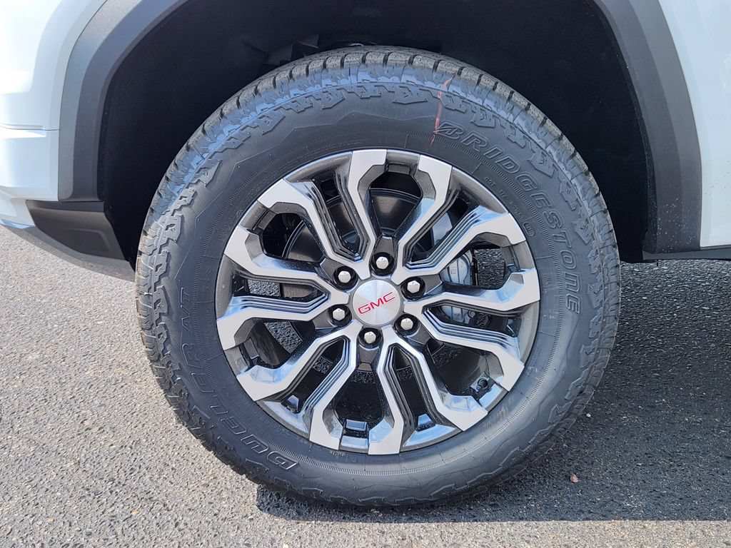 New 2026 GMC Canyon Denali w/ LPO, Black Badging Package AWD/4WD image 6