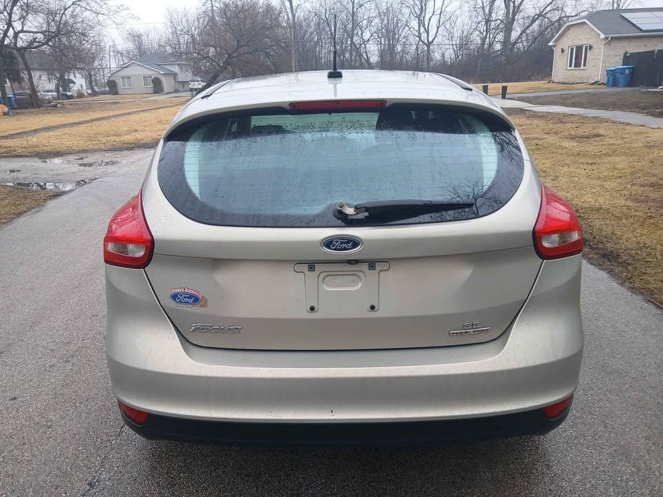 Used 2015 Ford Focus SE FWD image 7