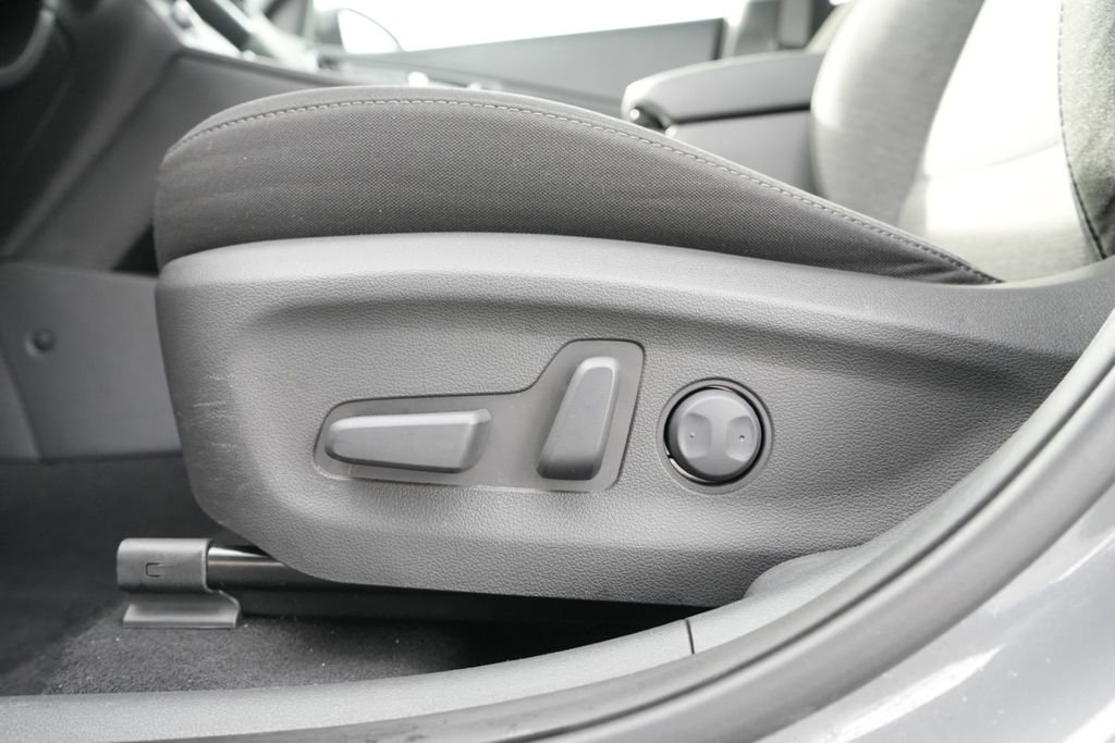 Certified 2023 Hyundai Kona SE w/ Cargo Package image 20