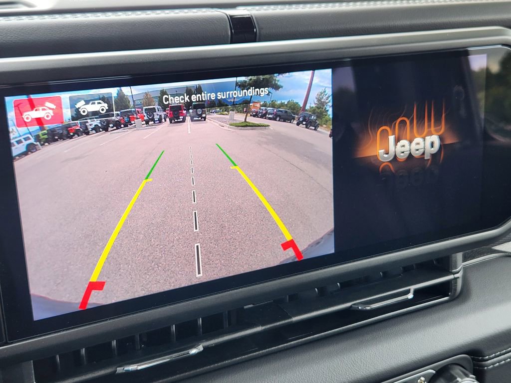 New 2025 Jeep Wrangler Rubicon AWD/4WD image 15