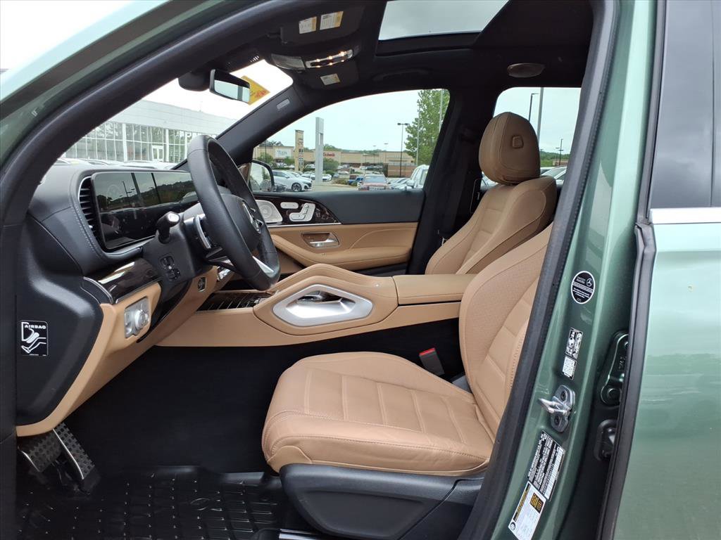 Certified 2025 Mercedes-Benz GLS 580 4MATIC image 11