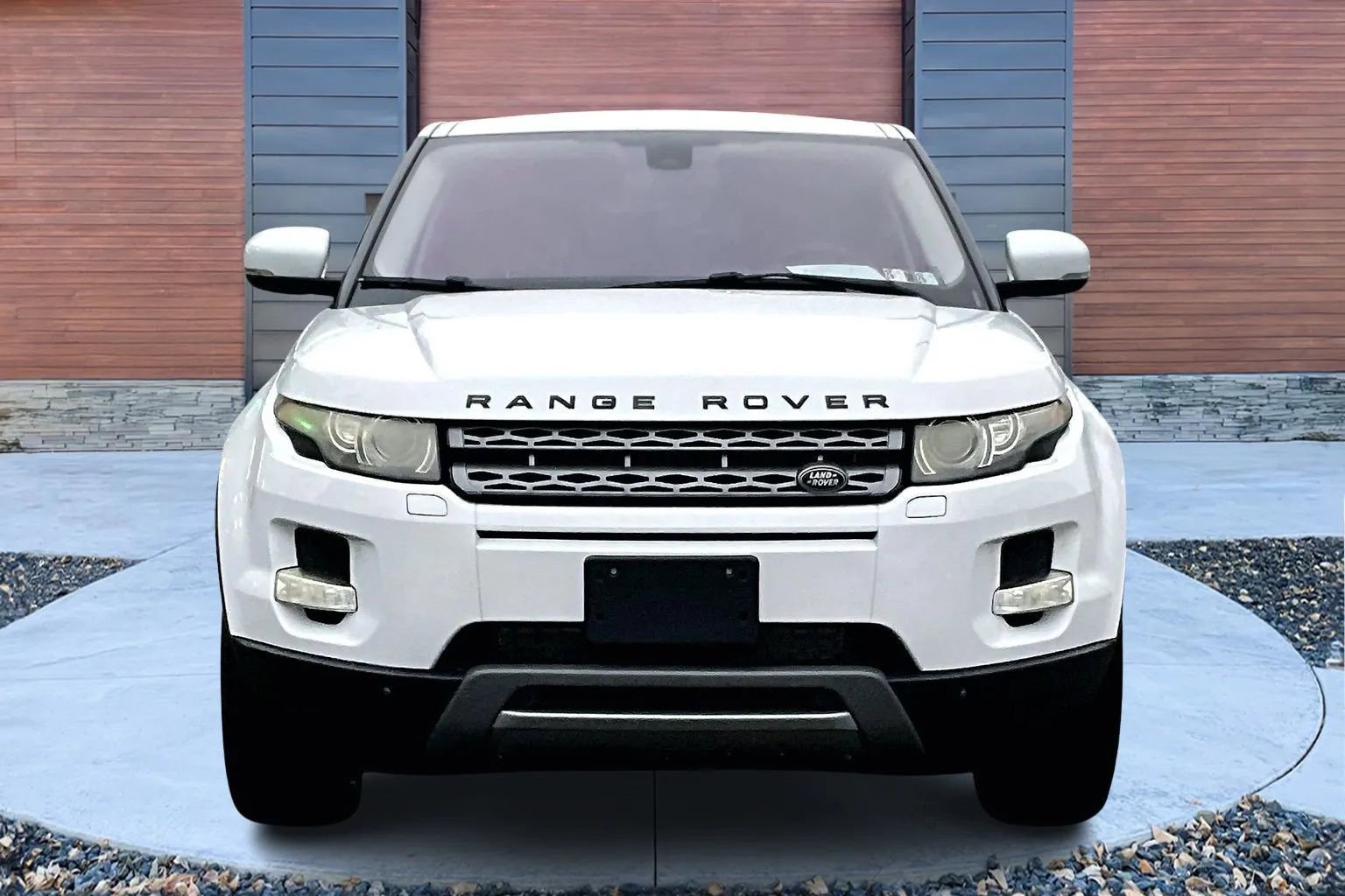 Used 2013 Land Rover Range Rover Evoque Pure Premium image 3
