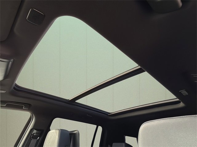 Used 2021 Chevrolet Suburban Z71 w/ Rear Media and Nav Package image 37