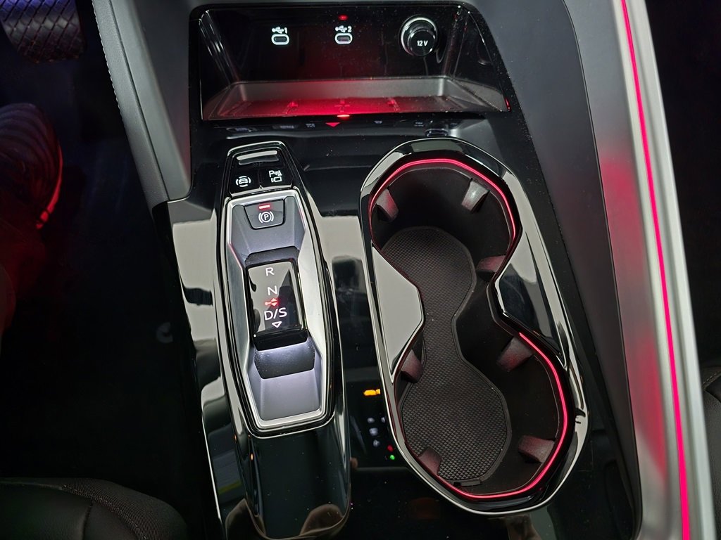 Certified 2025 Audi Q5 Premium w/ Convenience Package image 25