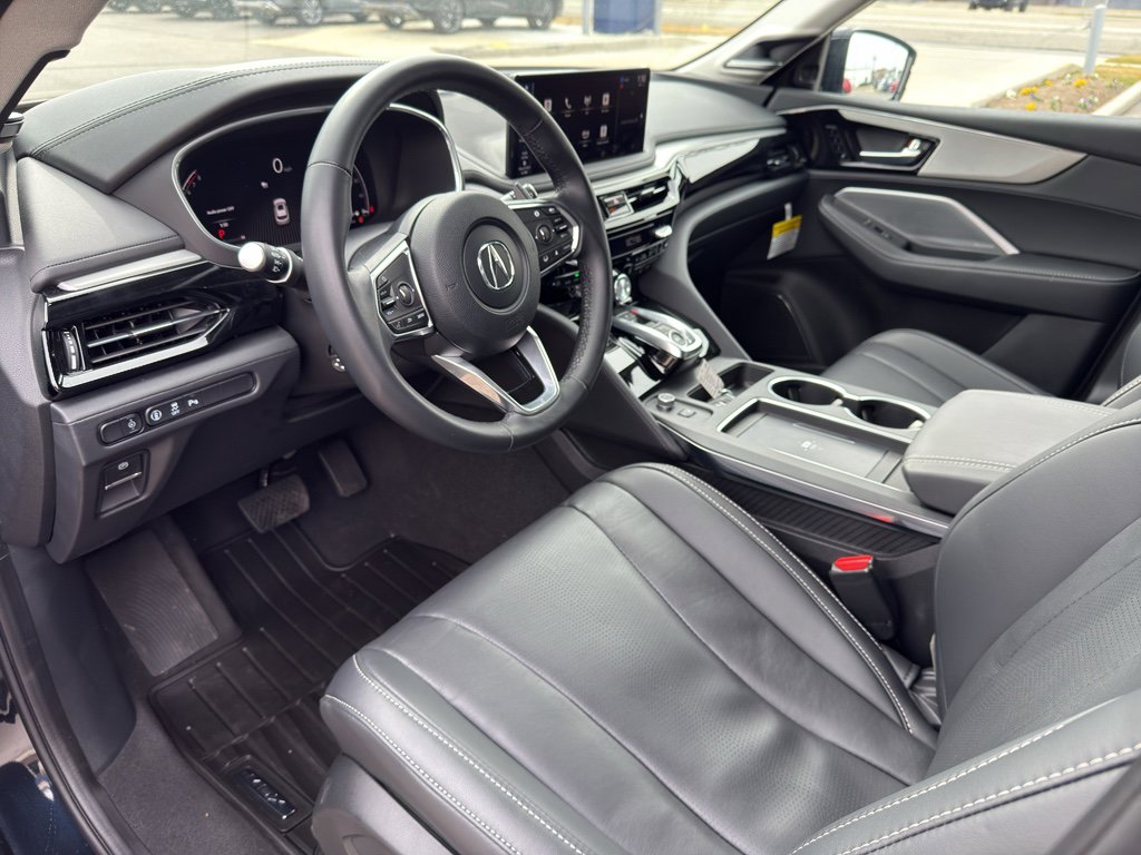 Used 2025 Acura MDX SH-AWD w/ Technology Package image 13