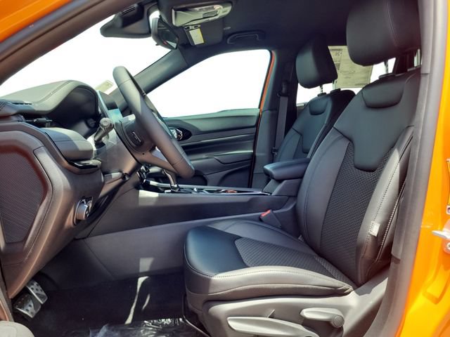 New 2026 Jeep Compass Latitude AWD/4WD image 11