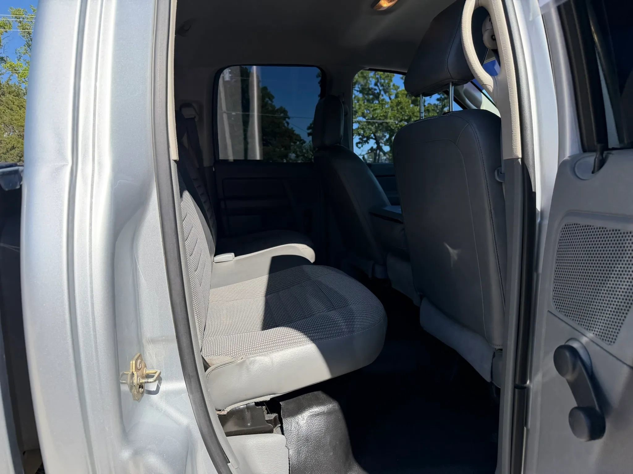 Used 2007 Dodge Ram 2500 Truck ST w/ Trailer Tow Group AWD/4WD image 40
