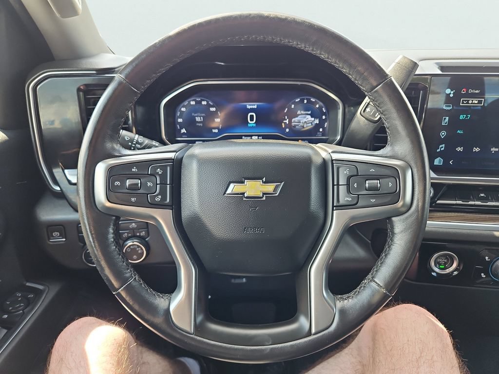 Certified 2022 Chevrolet Silverado 1500 LT AWD/4WD image 29