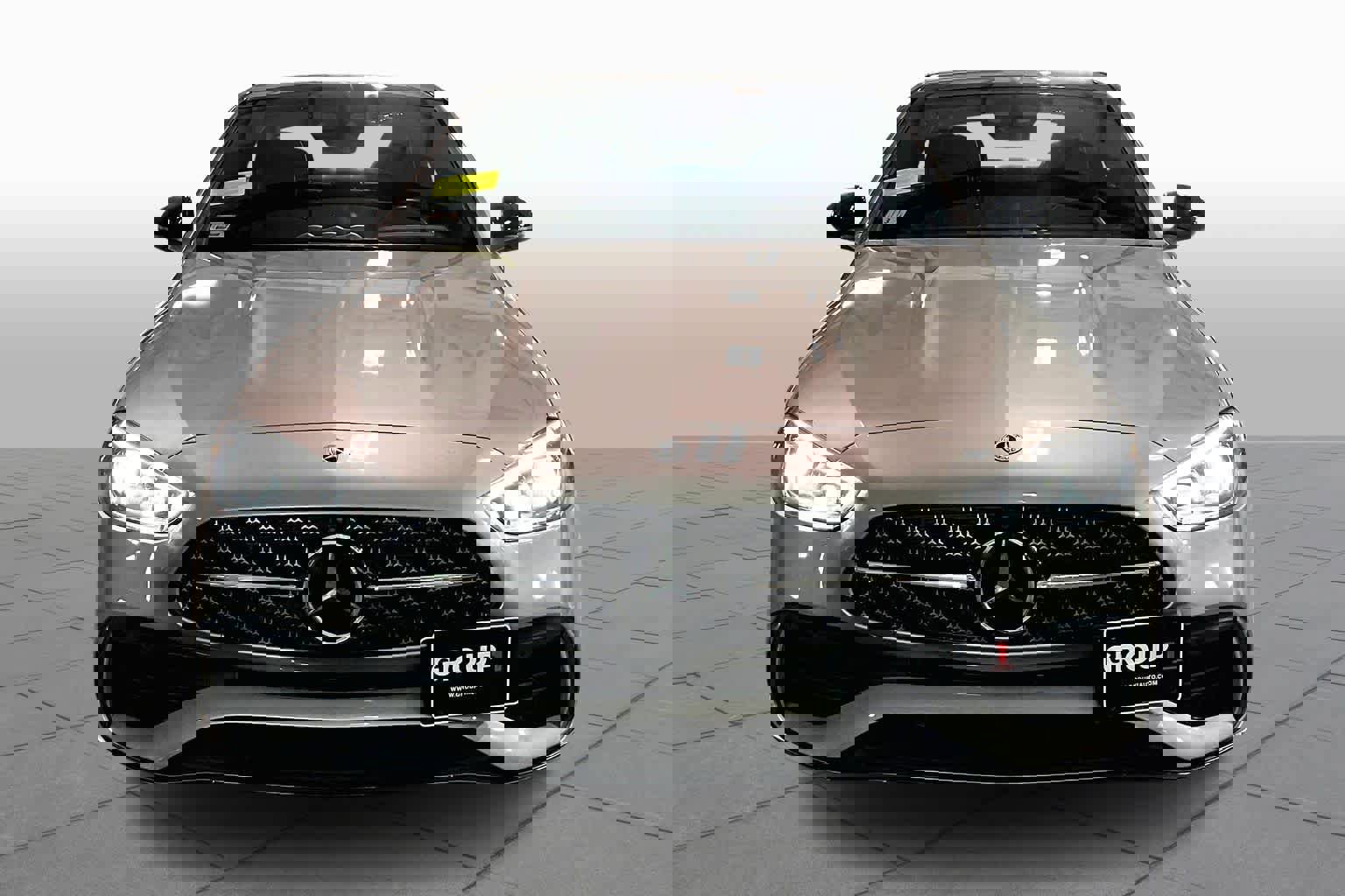 Used 2023 Mercedes-Benz C 300 4MATIC Sedan image 4