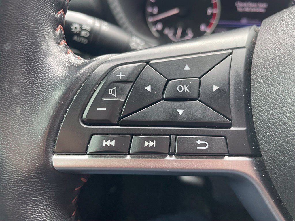 Certified 2021 Nissan Sentra SR FWD image 12