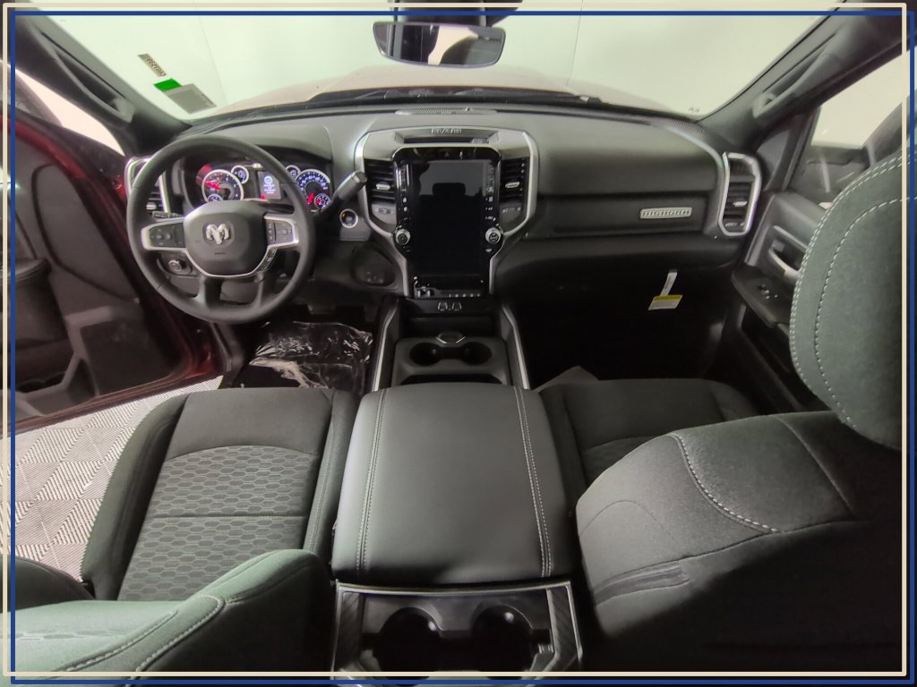 New 2026 RAM 2500 Big Horn AWD/4WD image 11