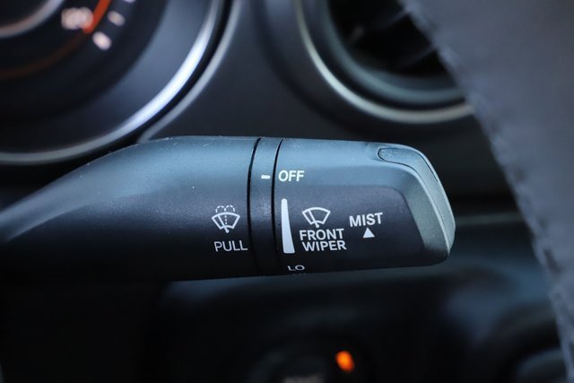 Used 2023 Jeep Gladiator Sport image 33