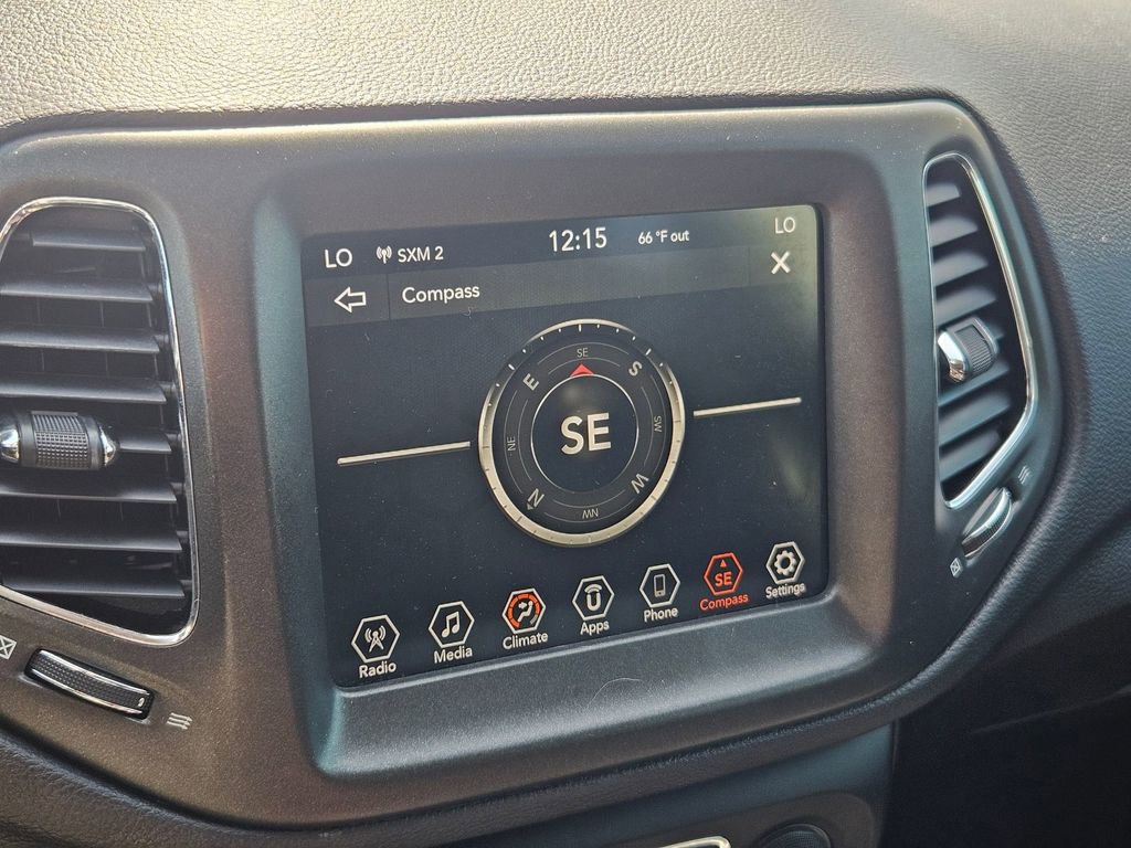 Used 2020 Jeep Compass Trailhawk AWD/4WD image 18
