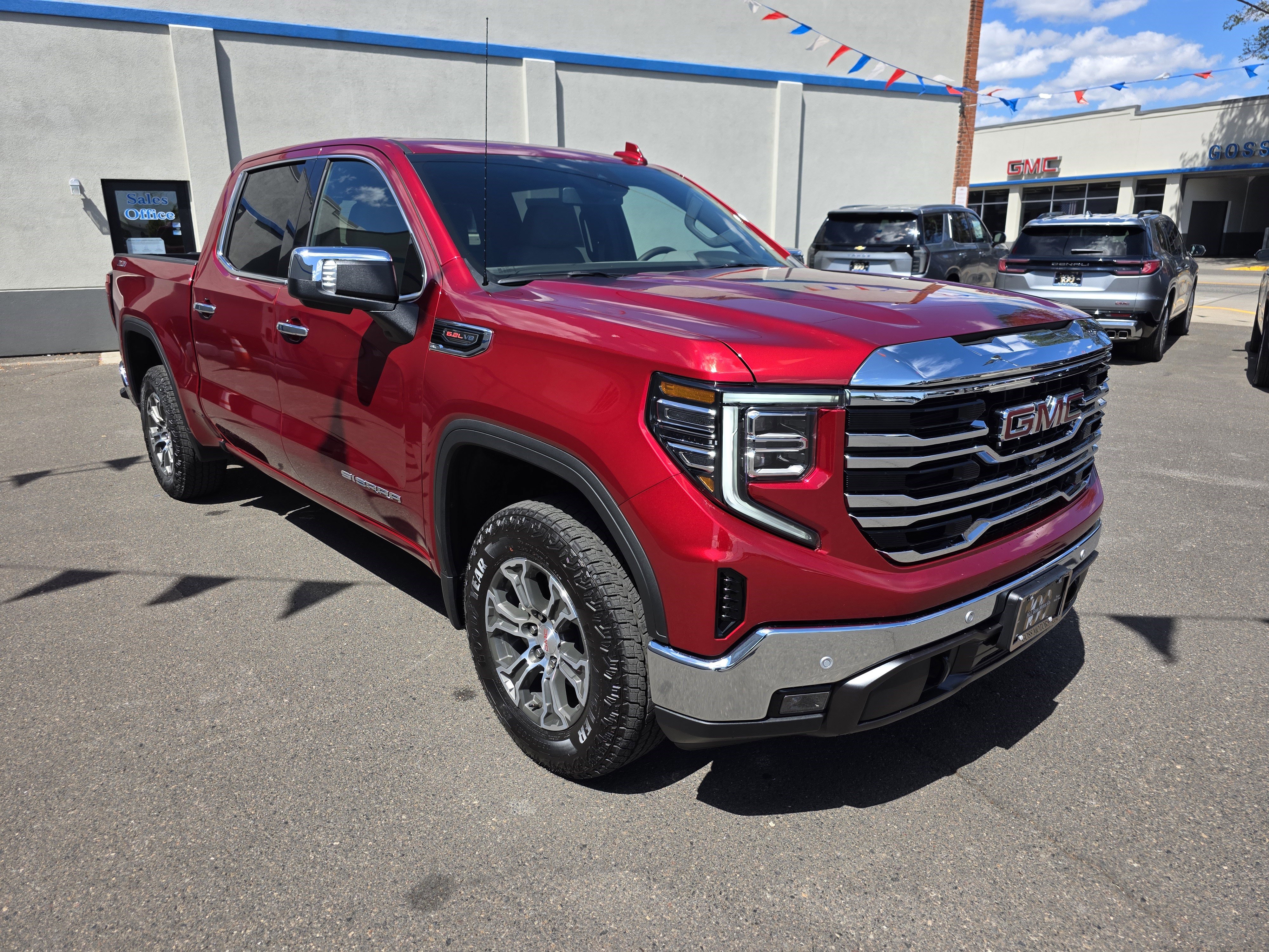 New 2026 GMC Sierra 1500 SLT w/ SLT Convenience Package image 11