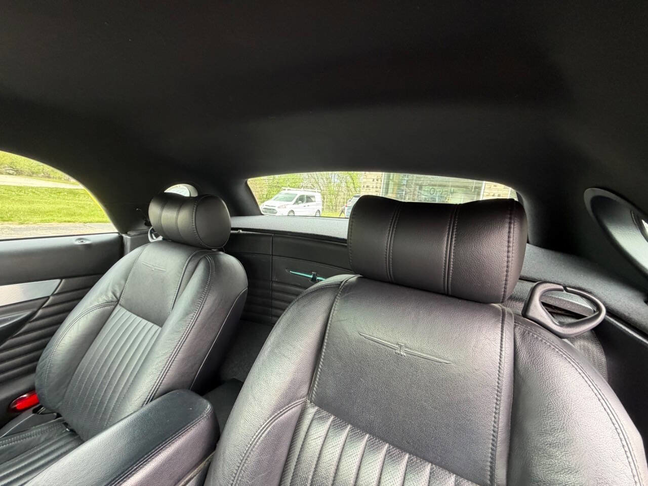 Used 2004 Ford Thunderbird RWD image 11