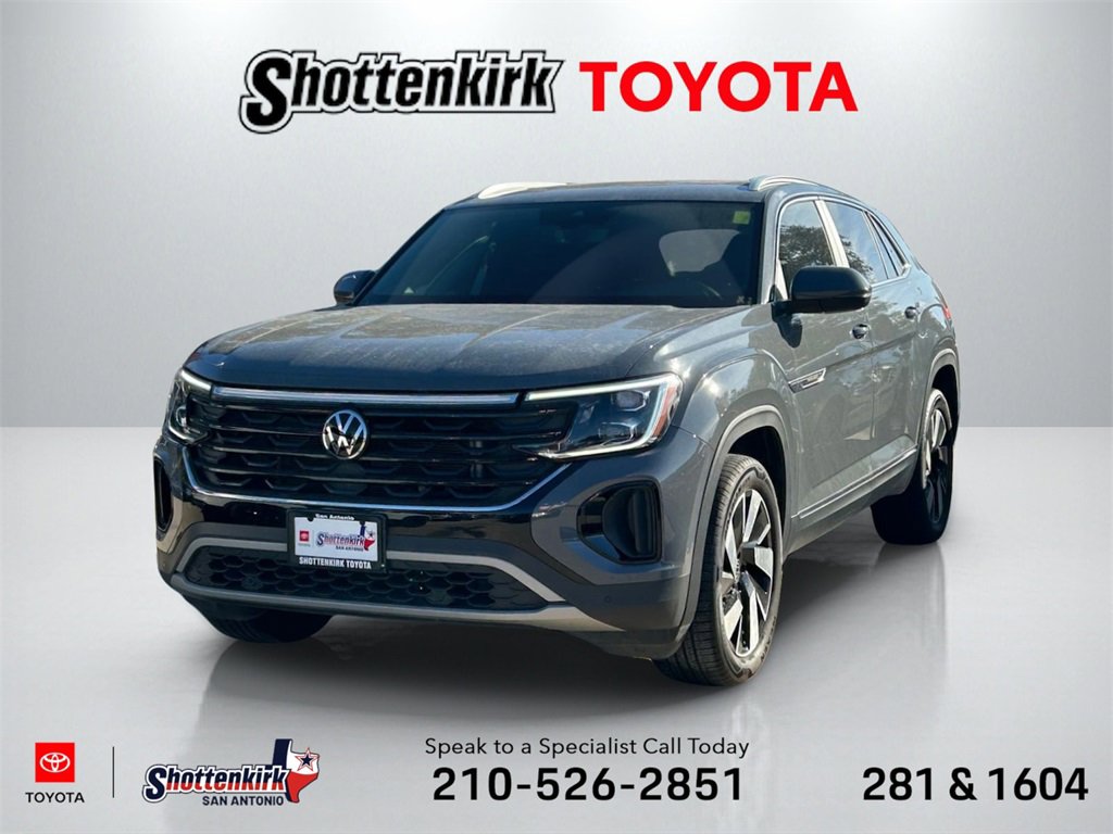 Used 2024 Volkswagen Atlas Cross Sport SEL image 1