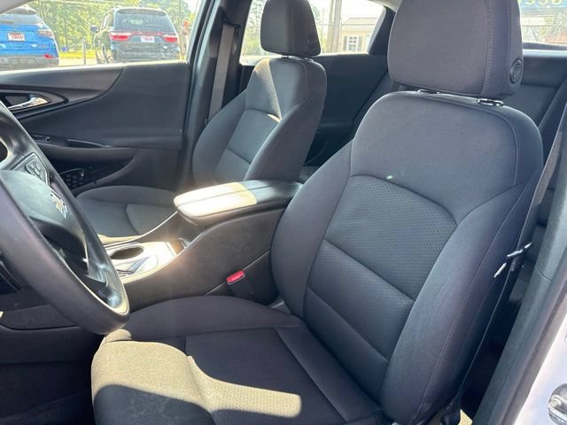 Used 2021 Chevrolet Malibu LT FWD image 13