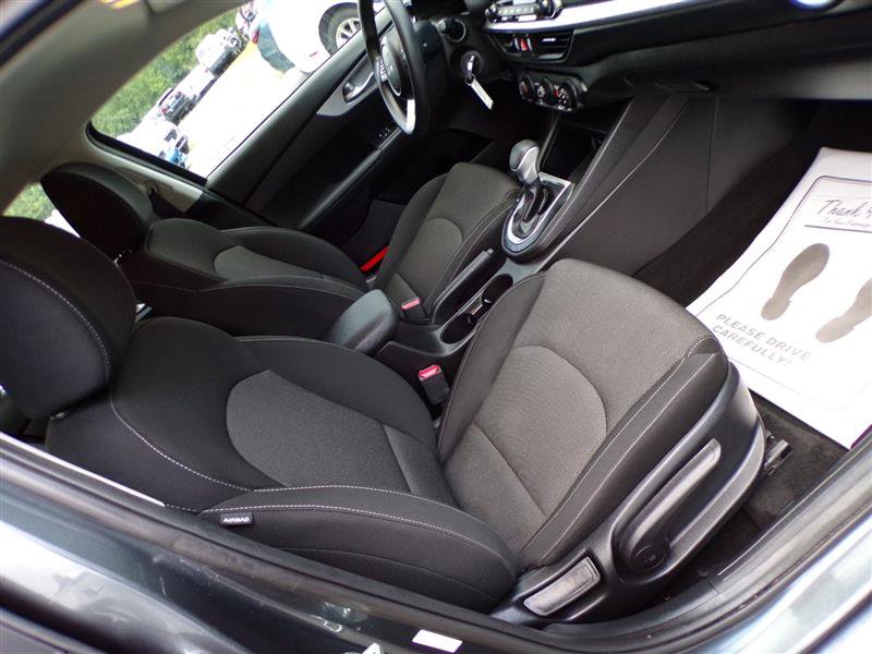 Used 2023 Kia Forte LXS w/ LXS Technology Package FWD image 18