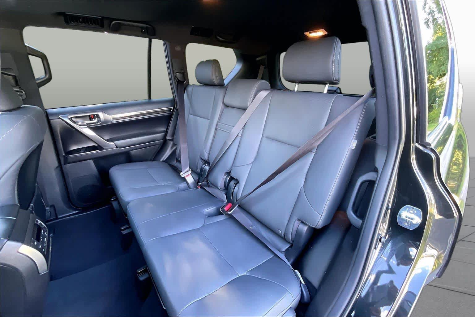 Used 2023 Lexus GX 460 Premium w/ Premium Package AWD/4WD image 20