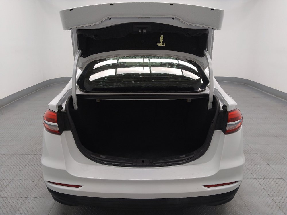 Used 2019 Ford Fusion S FWD image 29