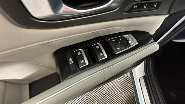 Used 2023 Kia Sorento SX Prestige AWD/4WD image 11